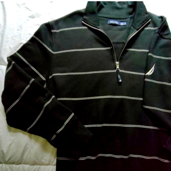 Nautica long sleeve polo. XL - Picture 5 of 11